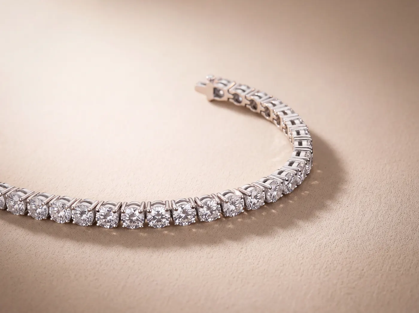 Diamond tennis bracelet