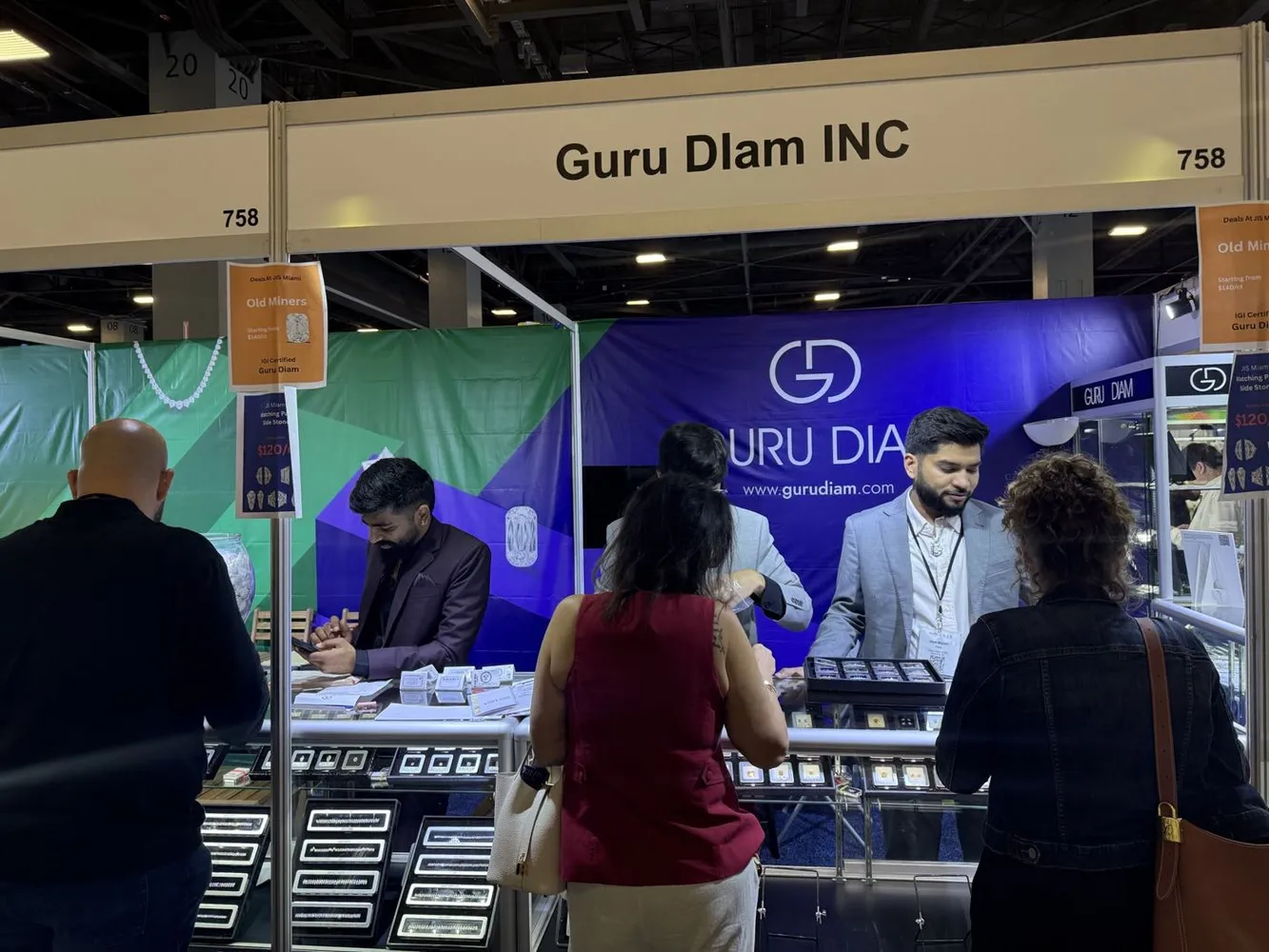 Guru Diam booth, JIS Miami, October 2025