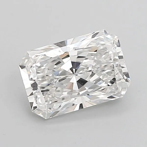 Radiant Cut lab-grown diamond, IGI certified, face-up