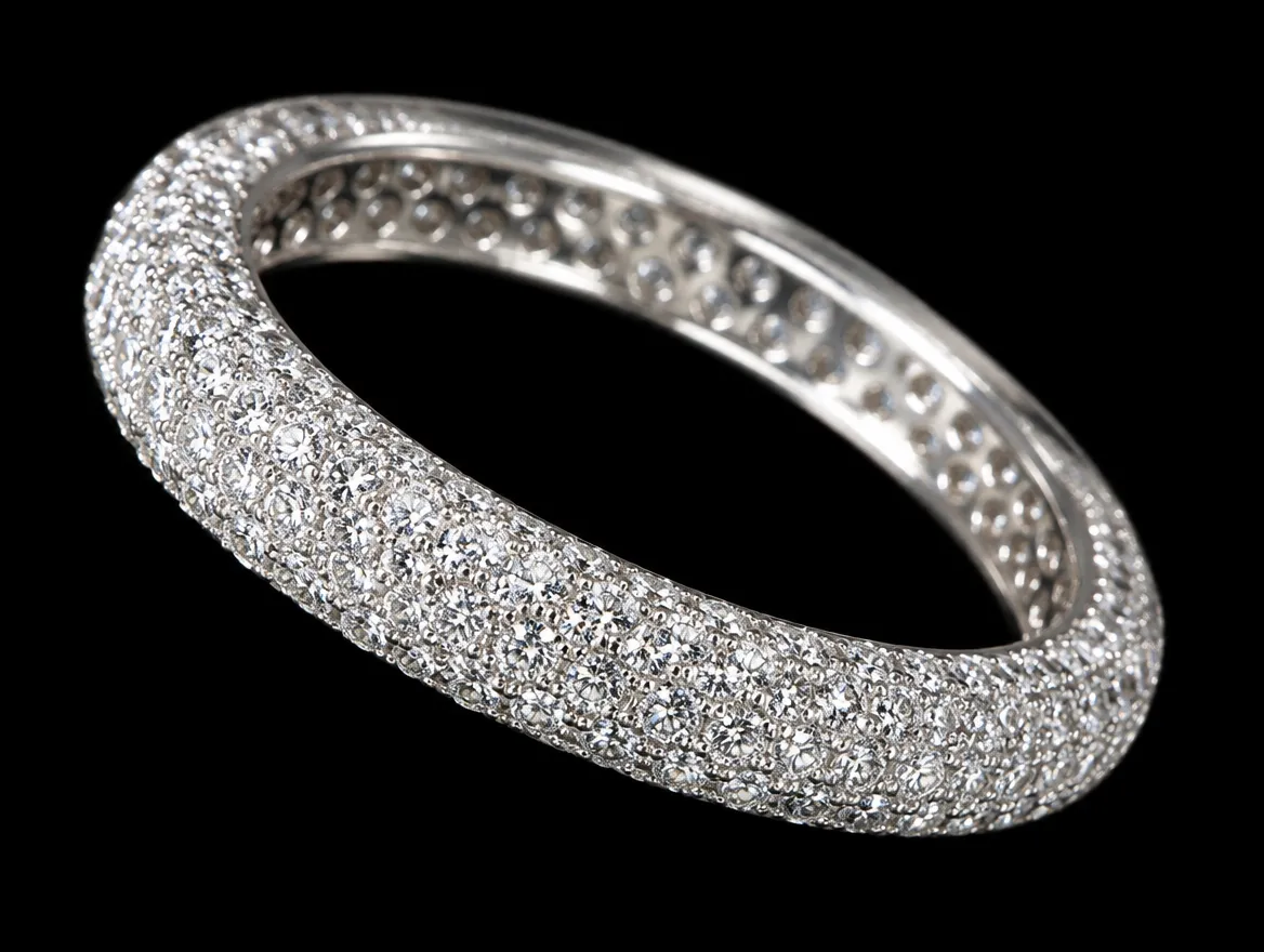 Micro-pavé ring shank set with natural melee diamonds