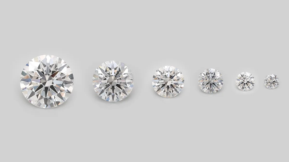 Melee Diamonds Guide: mm to Carat Charts & Pricing