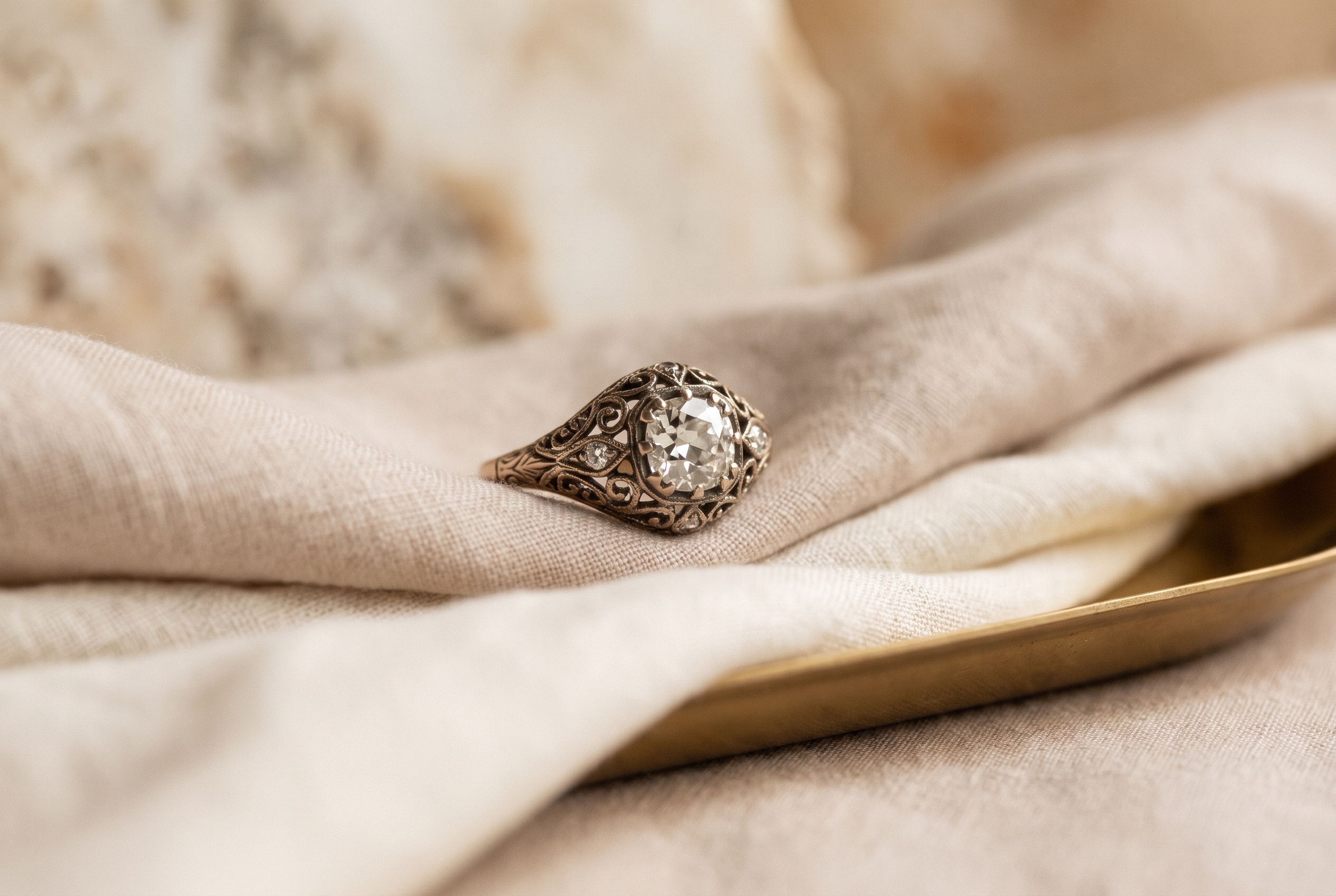 Vintage-Style Diamond Rings: Trade Guide